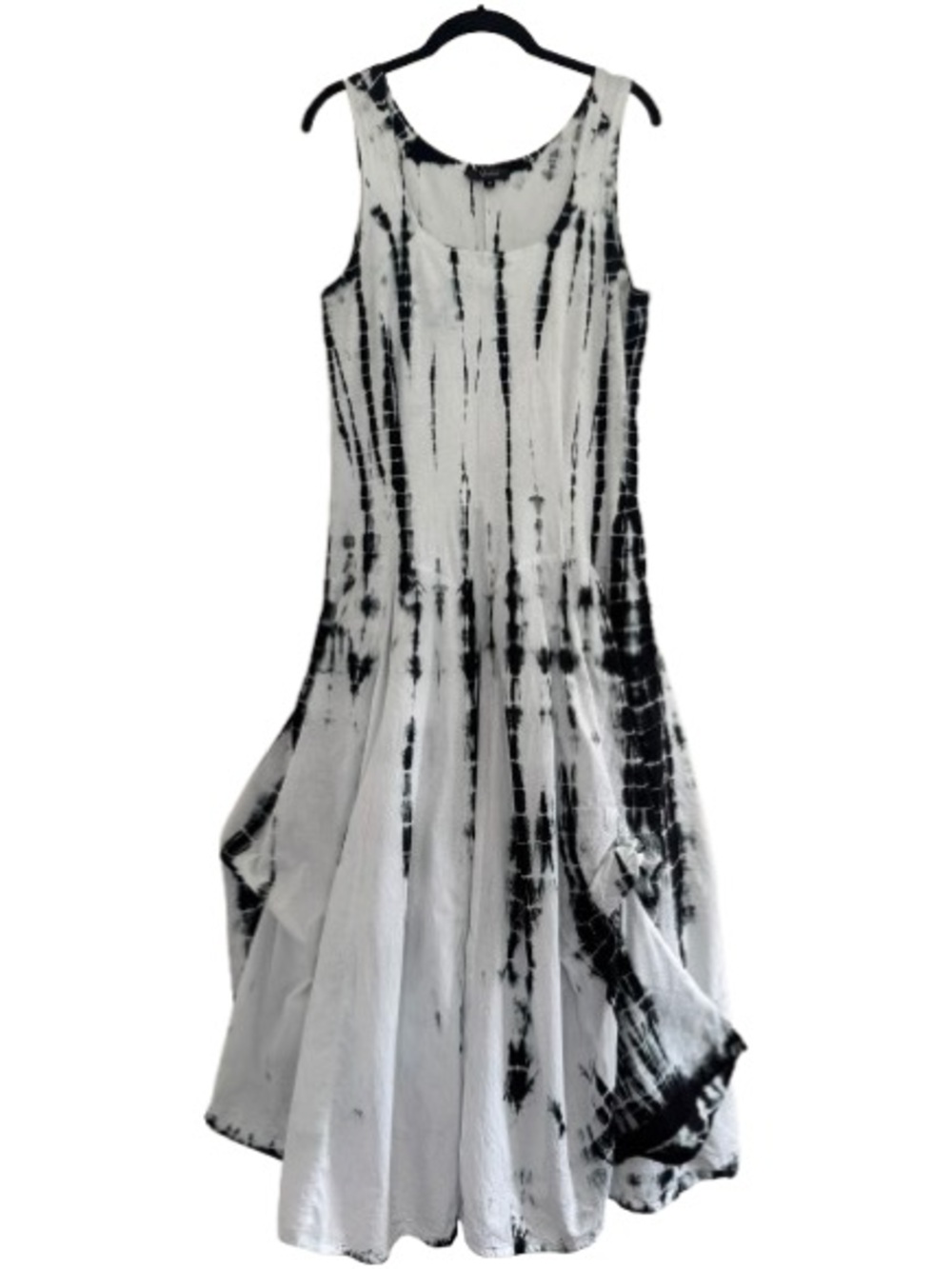 Shana Tie Dye Black White Cinched Lagenlook Midi Dress Sleeveless Artsy